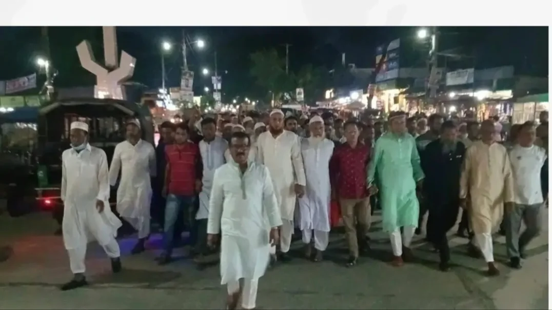ফুলপুরে নিষিদ্ধ আ'লীগের ঝটিকা মিছিলের প্রতিবাদে কৃষক দলের বিক্ষোভ মিছিল