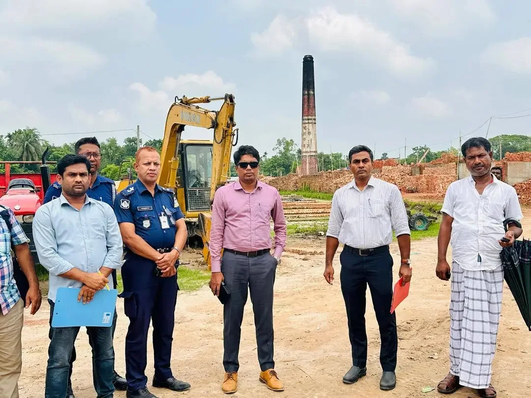 ফুলপুরে অবৈধ ৭ ইটভাটায় প্রশাসনের অভিযান, সাড়ে ৬ লাখ টাকা জরিমানা