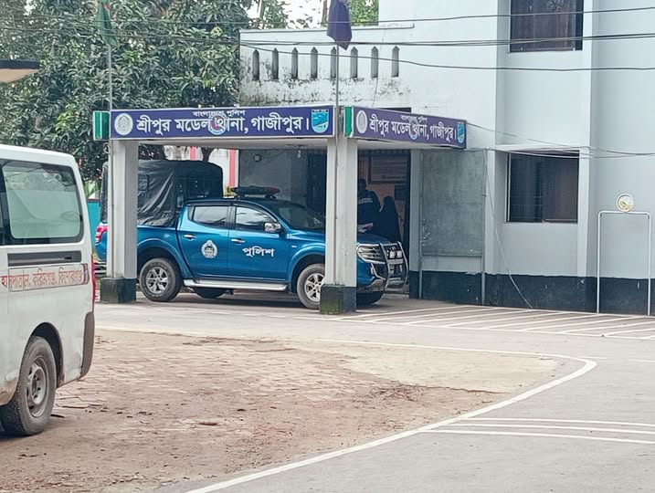শ্রীপুরে মাদকবিরোধী অভিযানে ইয়াবাসহ আটক ২